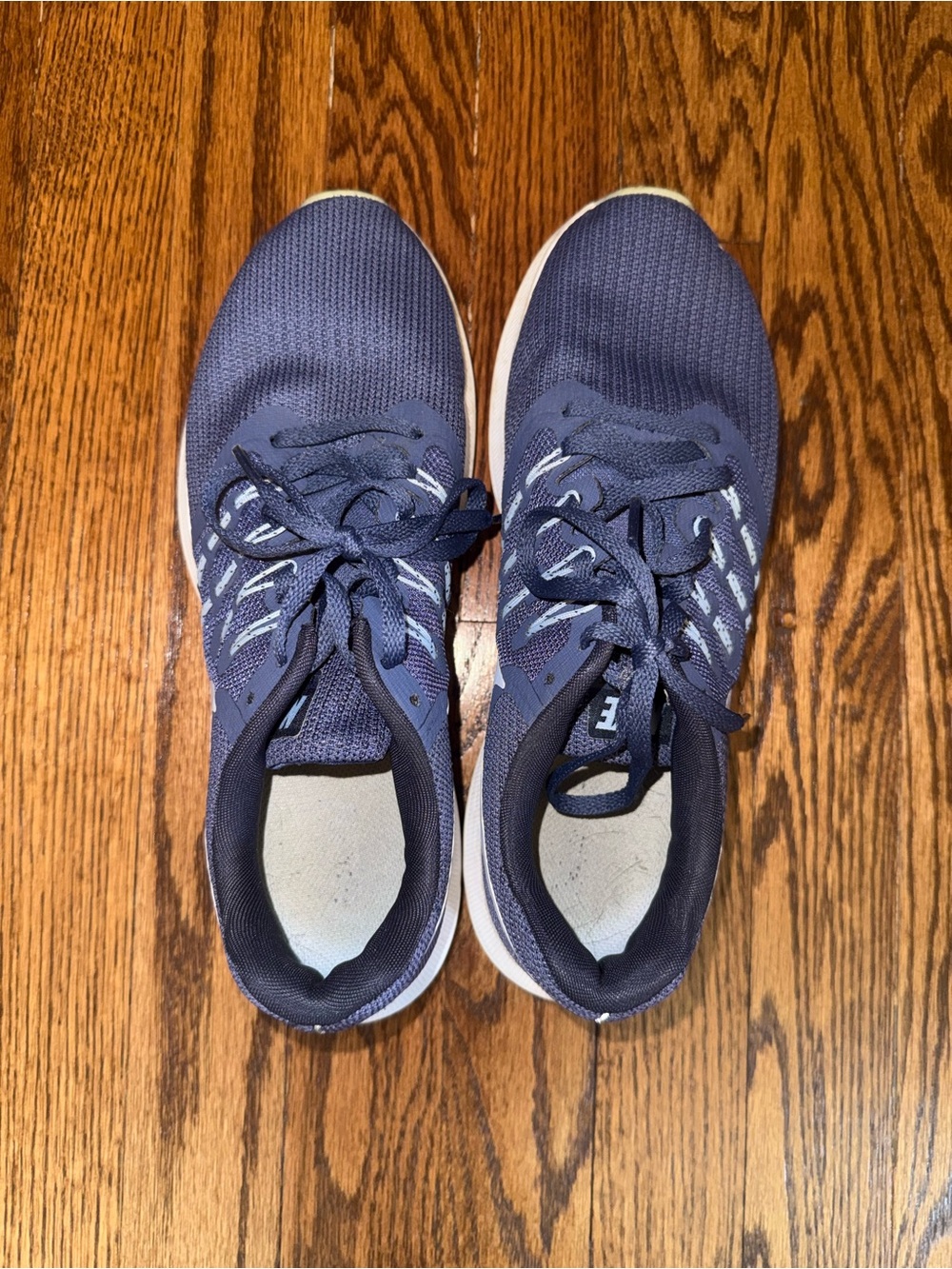 Nike women’s Athletic Sneakers - Navy and White - Picture 3 of 6